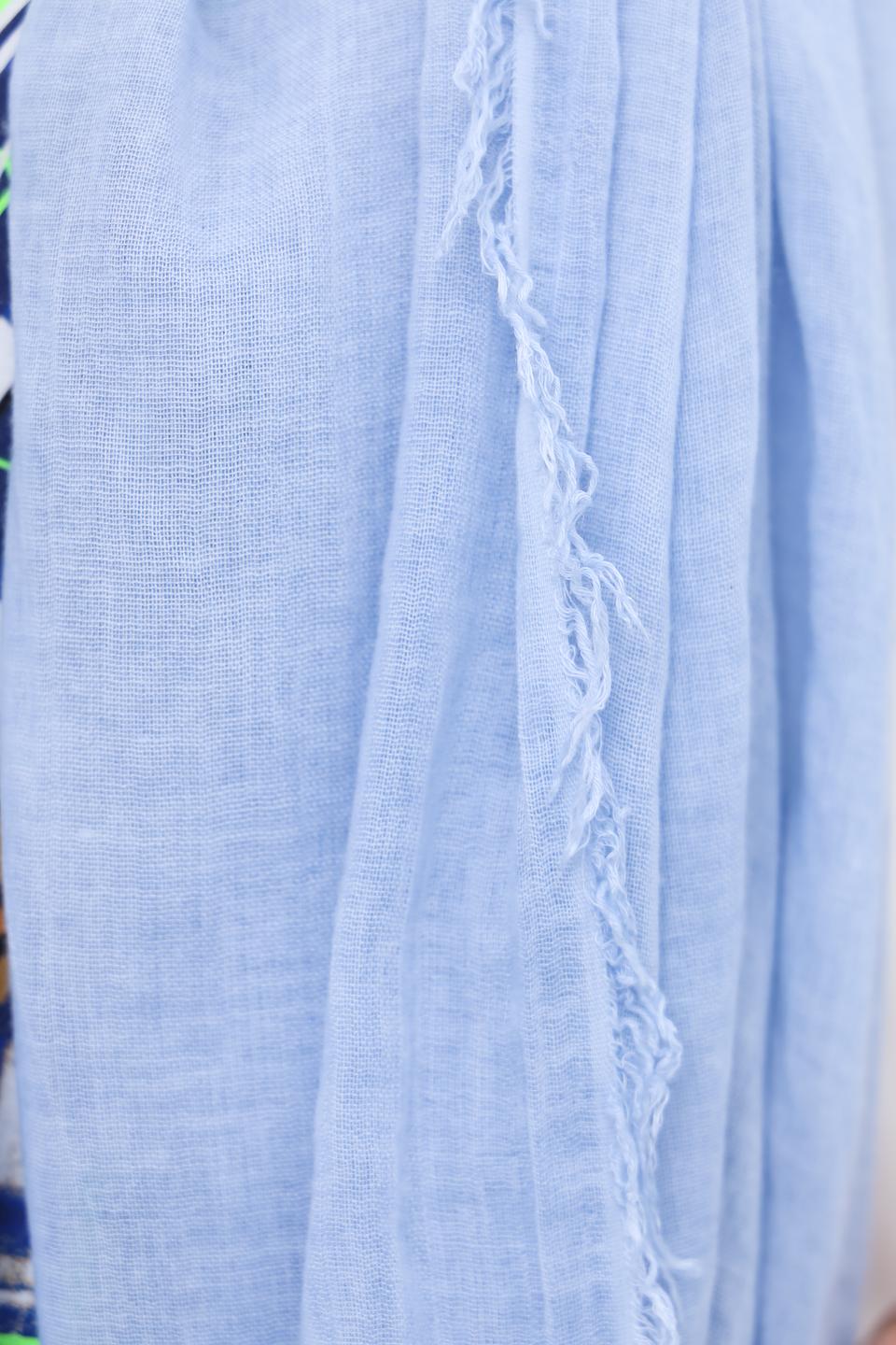 Шарф Fraas голубой с бахромой