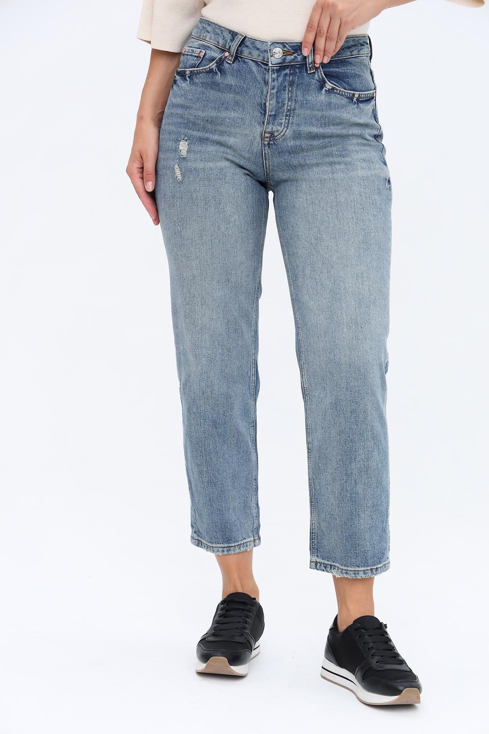 Джинсы Oui с потертостями голубые