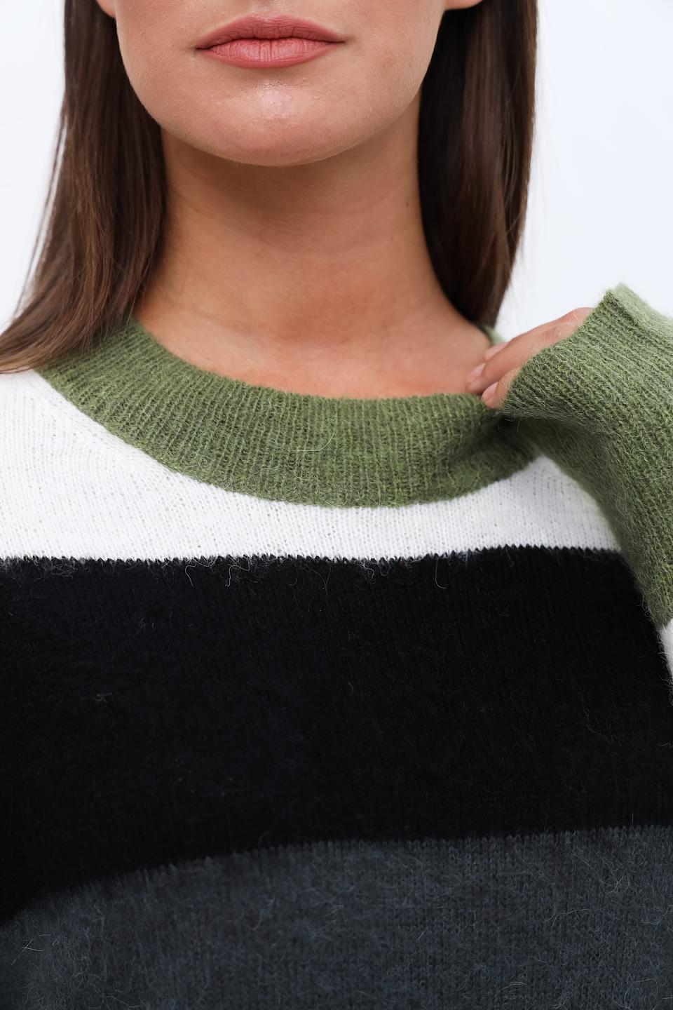 Пуловер UNQ в полоску