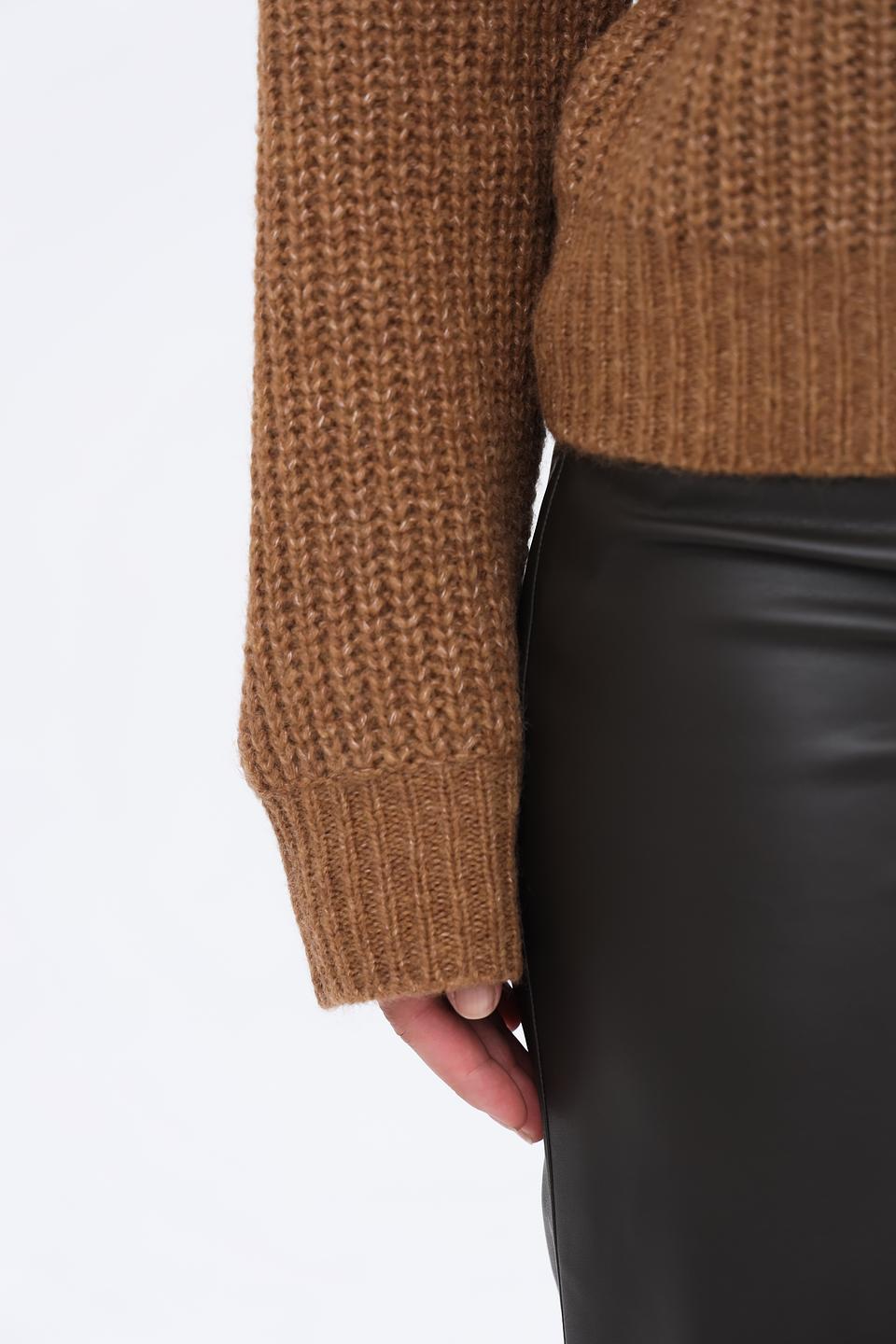 Джемпер Marciano V-образный коричневый