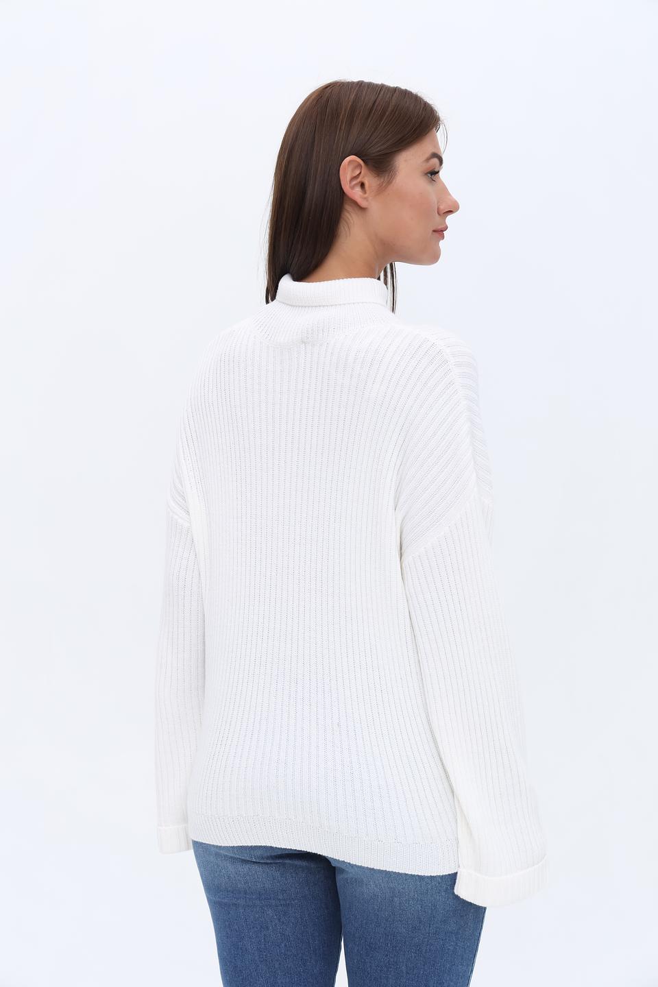 Пуловер UNQ женский белый с горлом