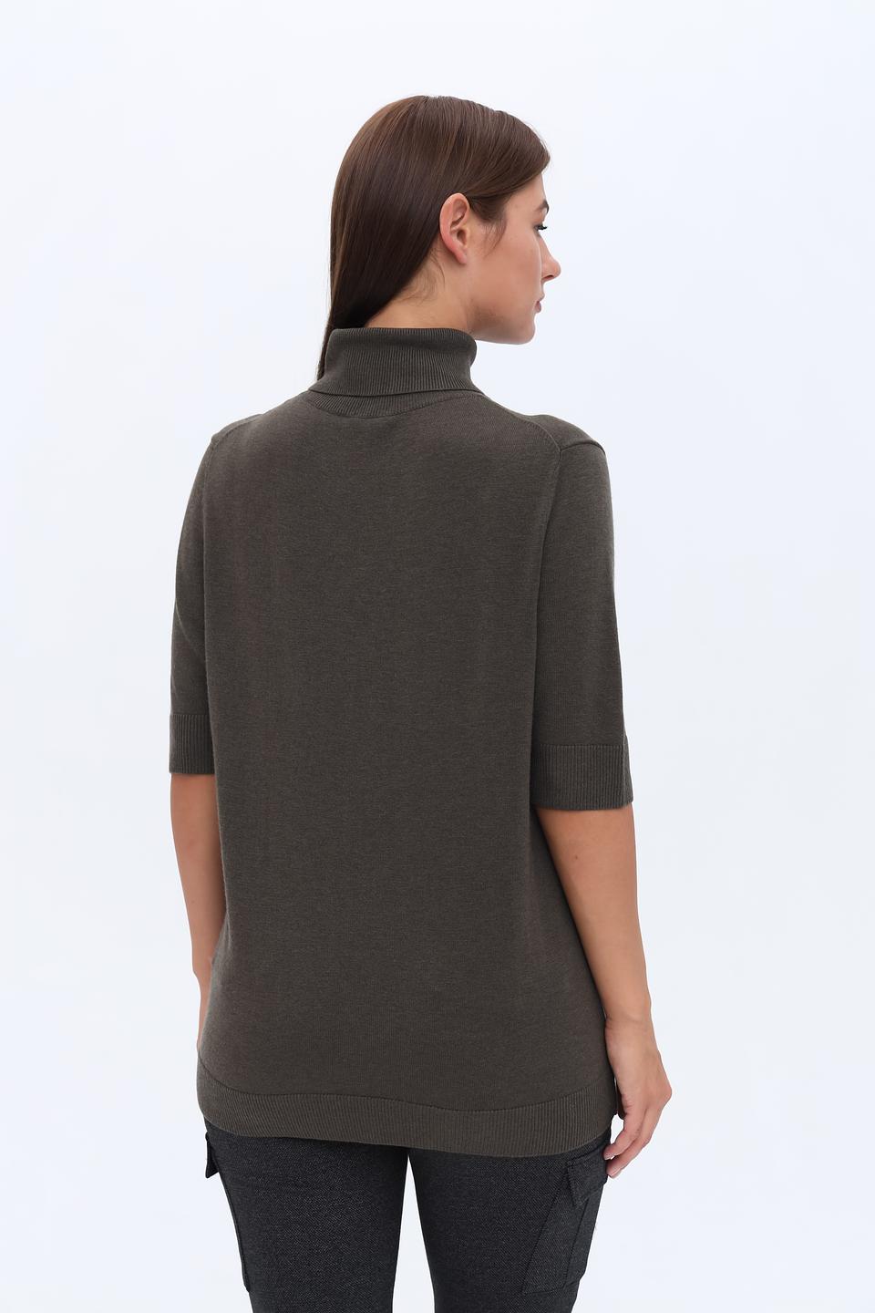 Пуловер UNQ женский оливковый