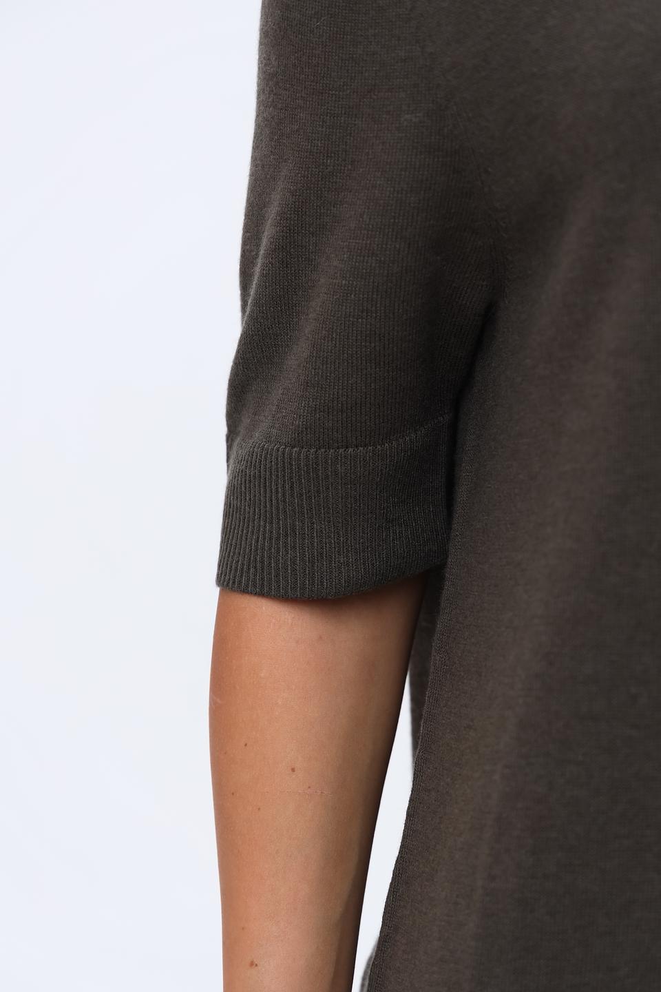 Пуловер UNQ женский оливковый