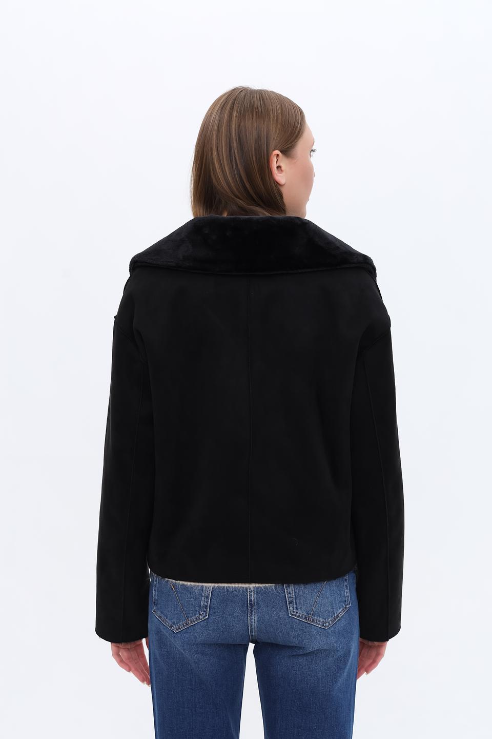 Куртка Penny Black черная с мехом
