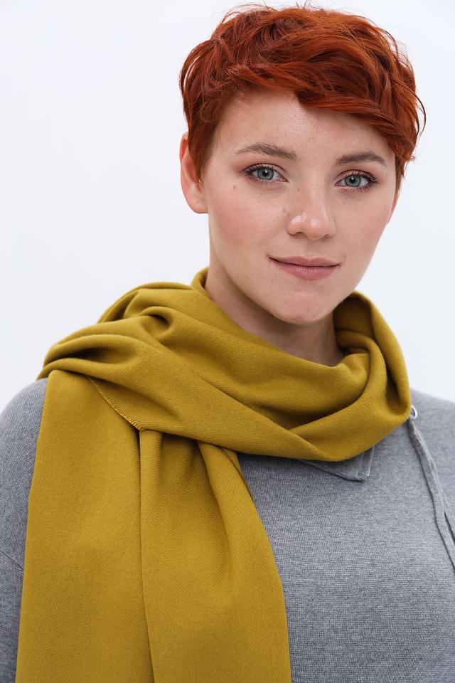 Шарф Fraas горчичный с бахромой