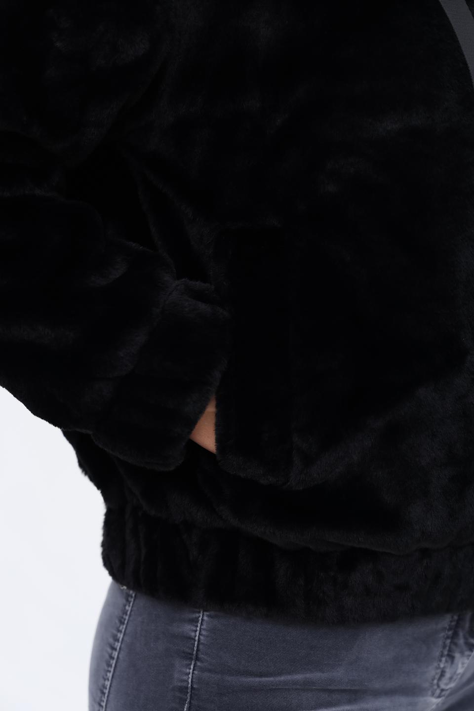 Куртка Broadway чёрная с капюшоном