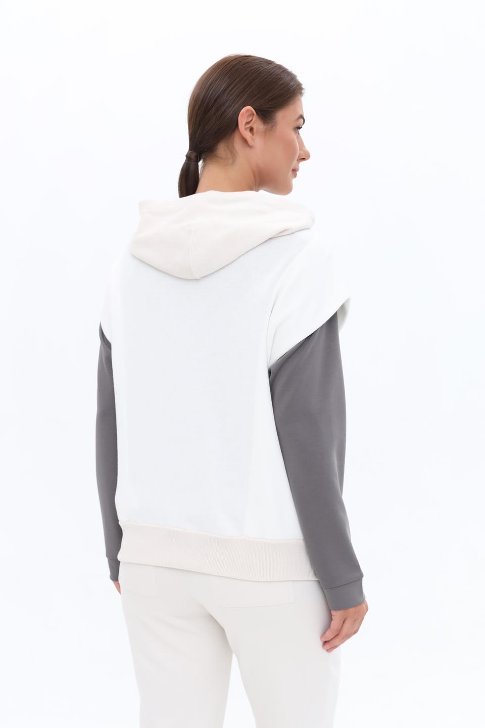 Жилет Monari с капюшоном серый