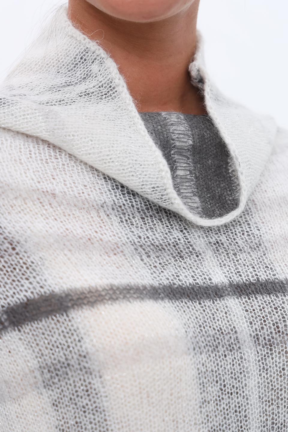 Пуловер Monari в клетку