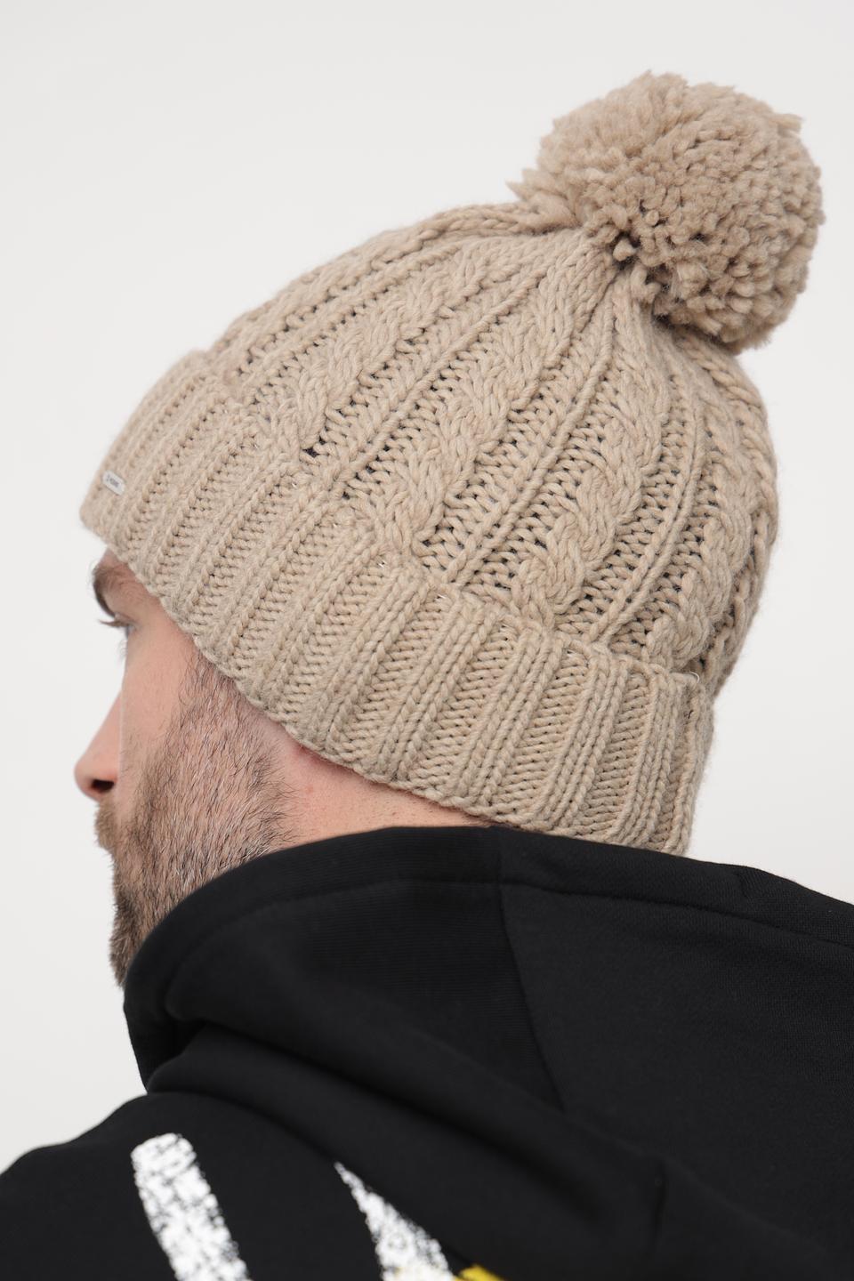 Шапка Wegener с помпоном бежевая