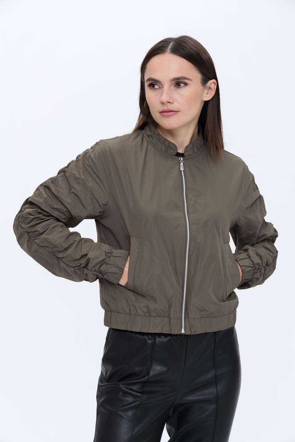 Ветровка More and More хаки