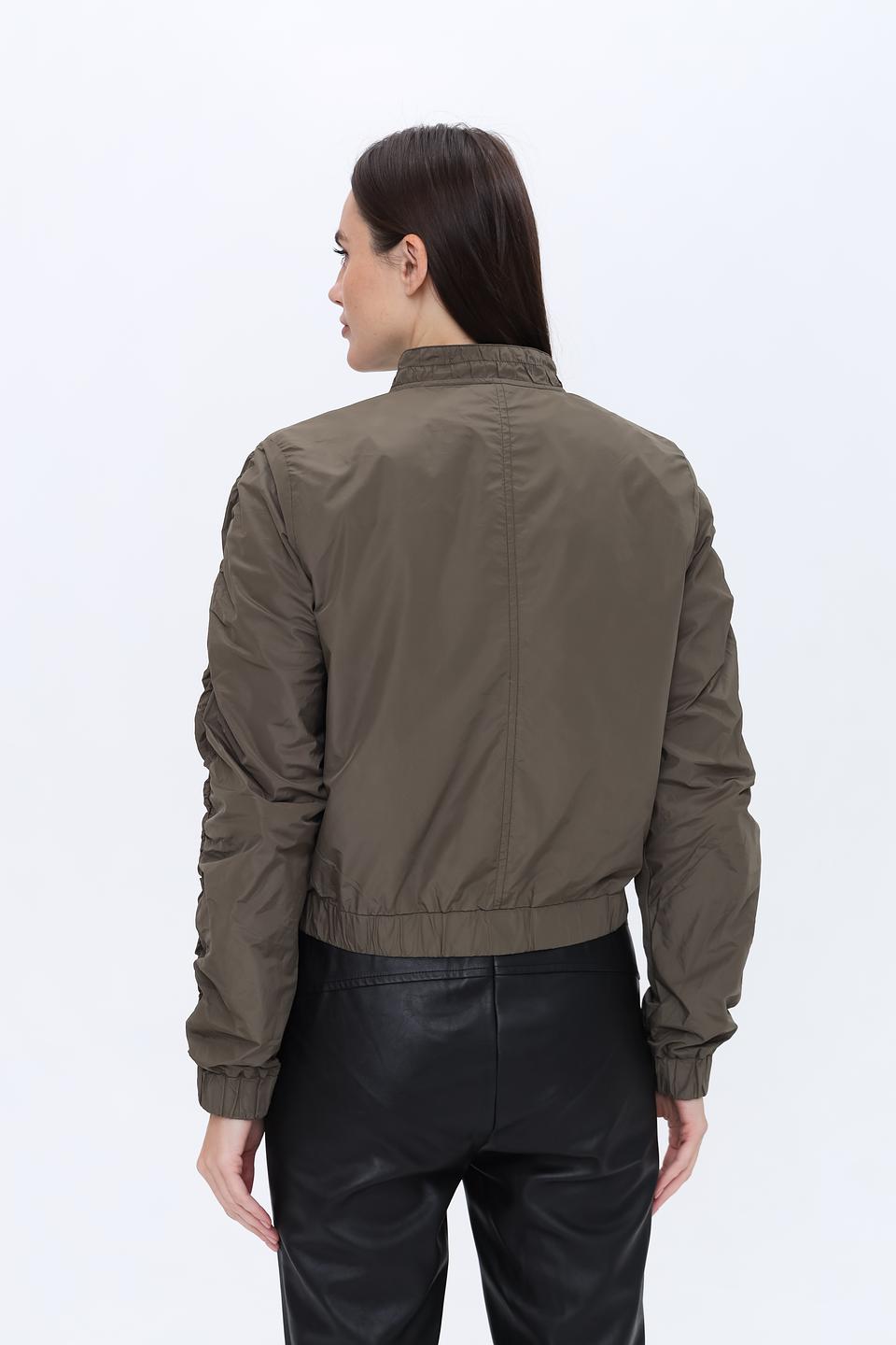 Ветровка More and More хаки