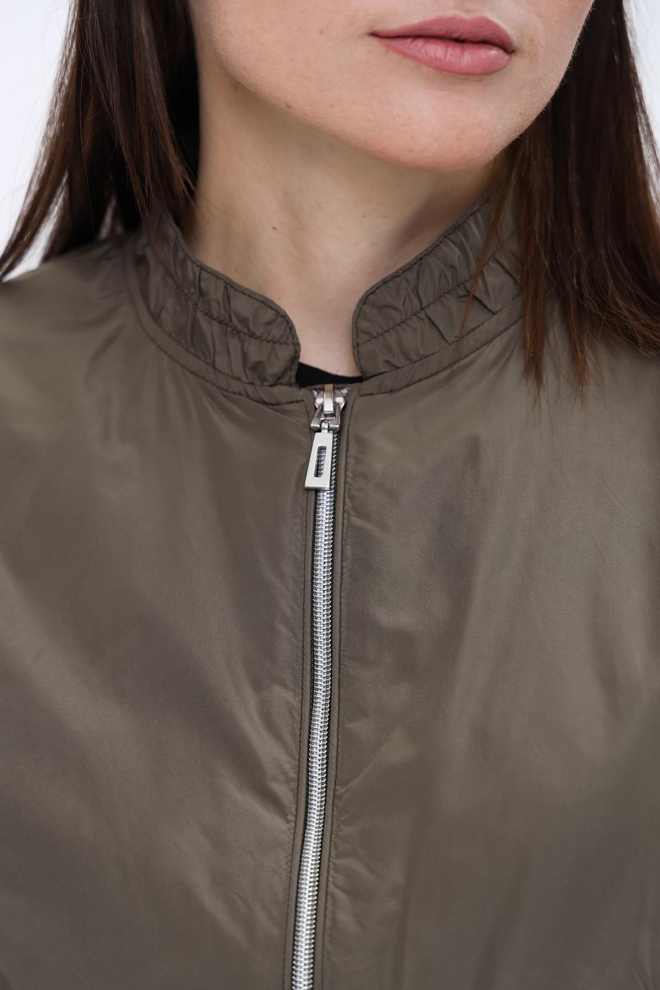 Ветровка More and More хаки