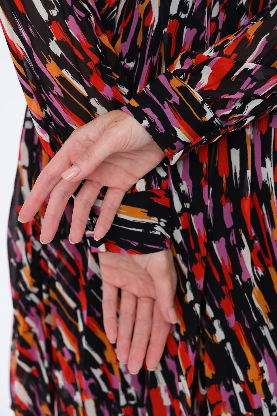 Платье Apart с принтом