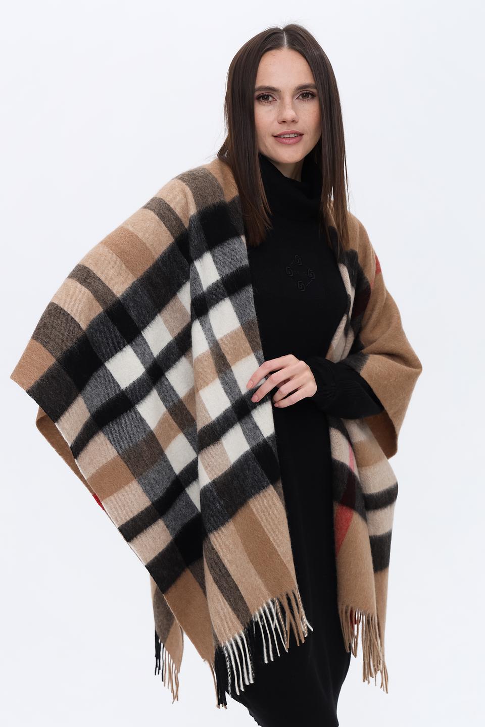 Пончо Fraas в клетку