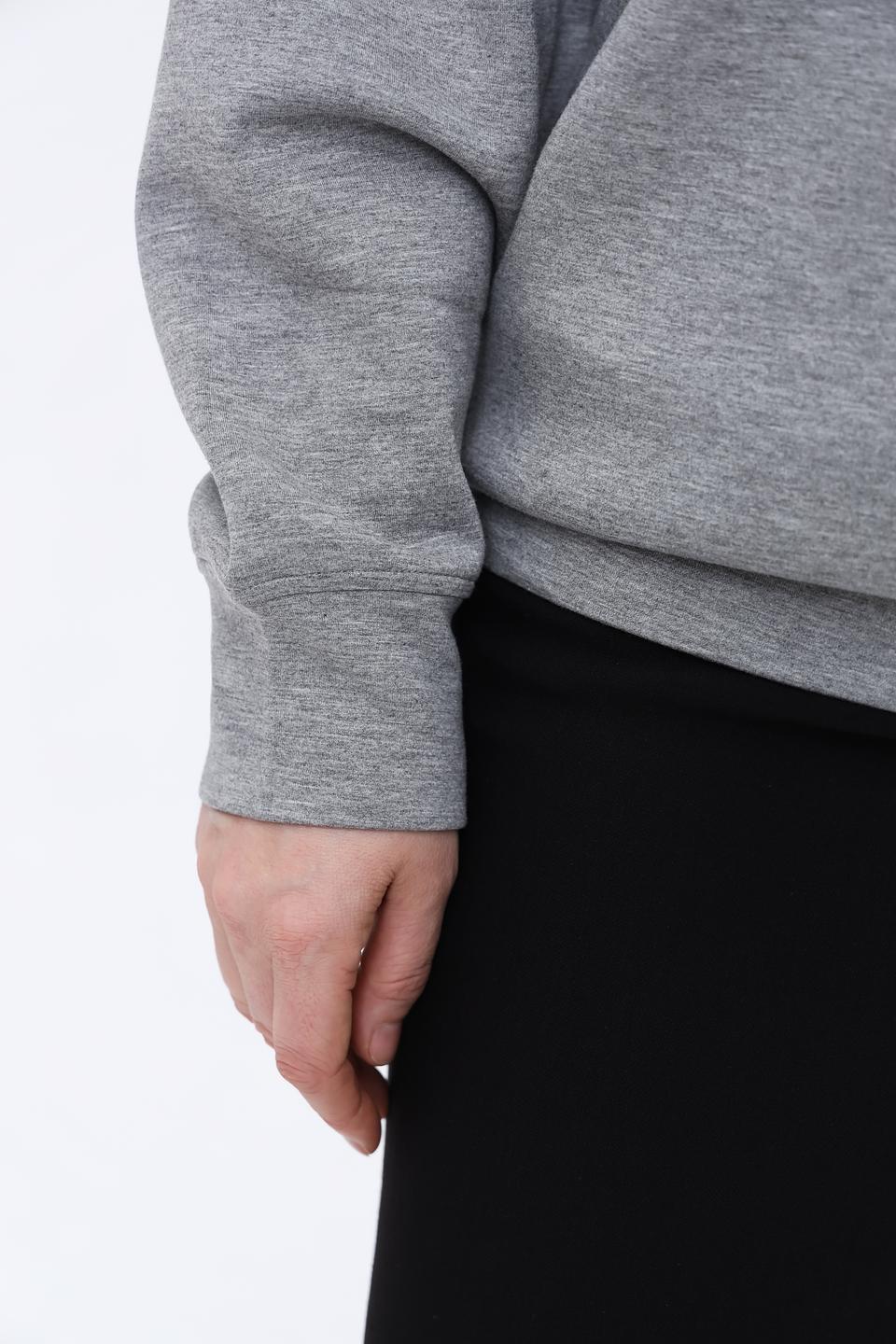 Пуловер Apart серый с принтом