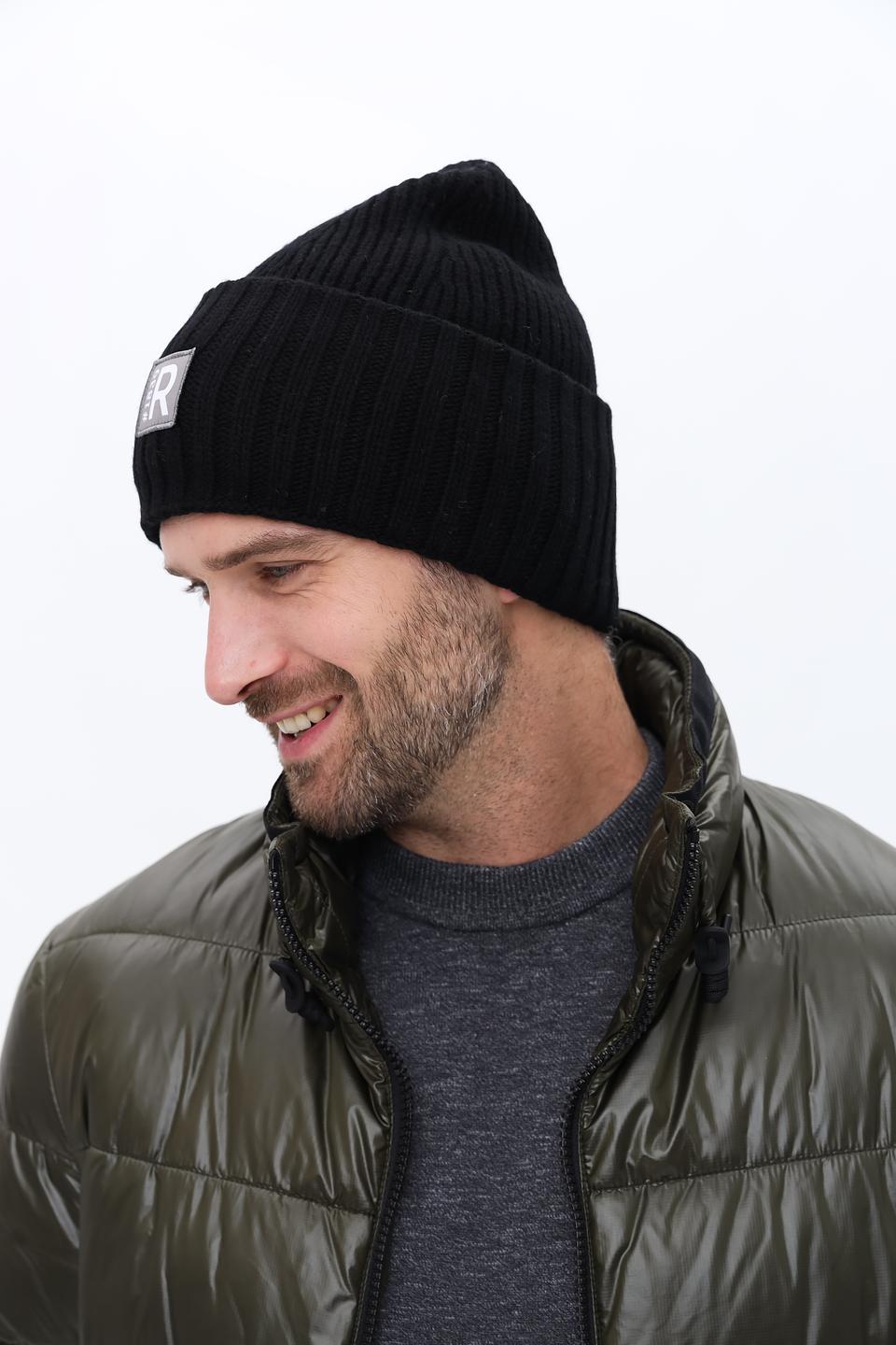 Шапка Roeckl чёрная с логотипом