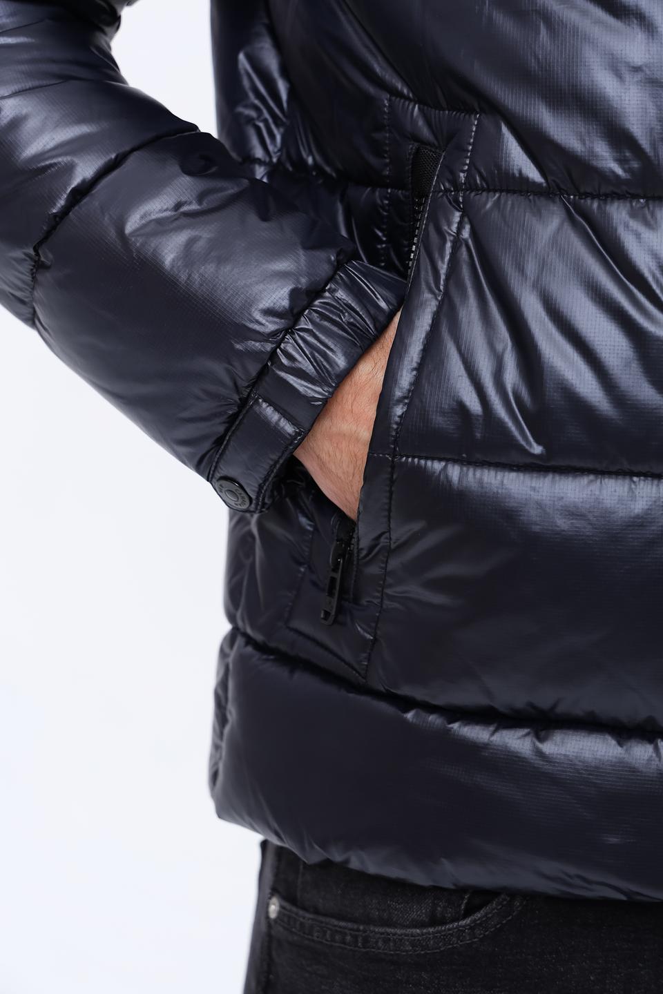 Куртка New Canadian стеганая чёрная