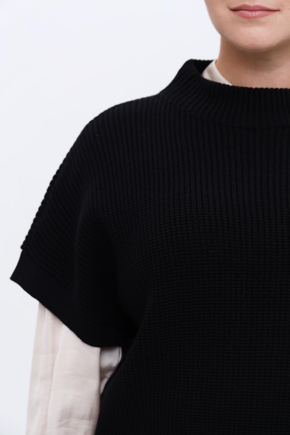 Пуловер Taifun чёрный без рукавов