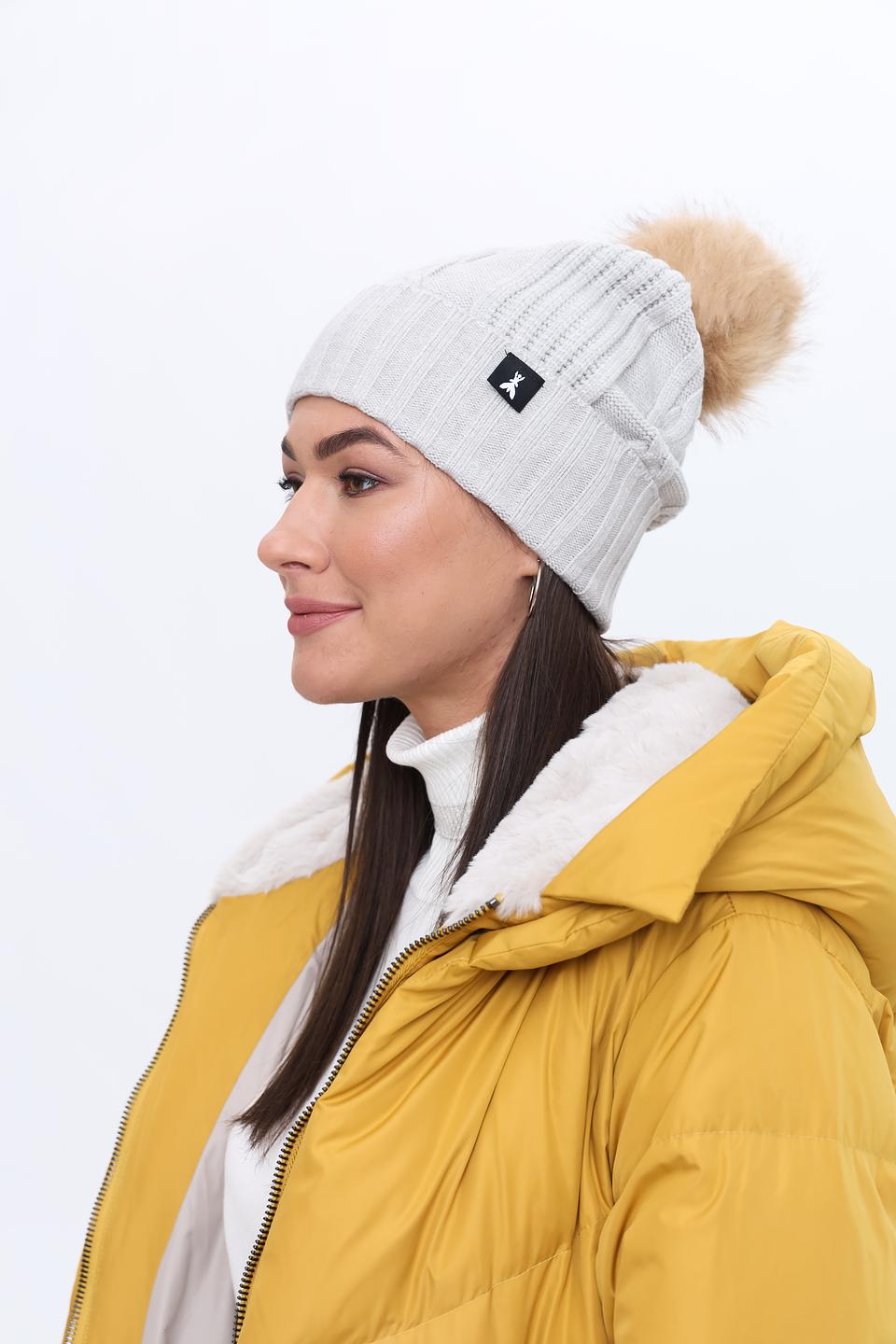 Шапка Patrizia Pepe серая с помпоном