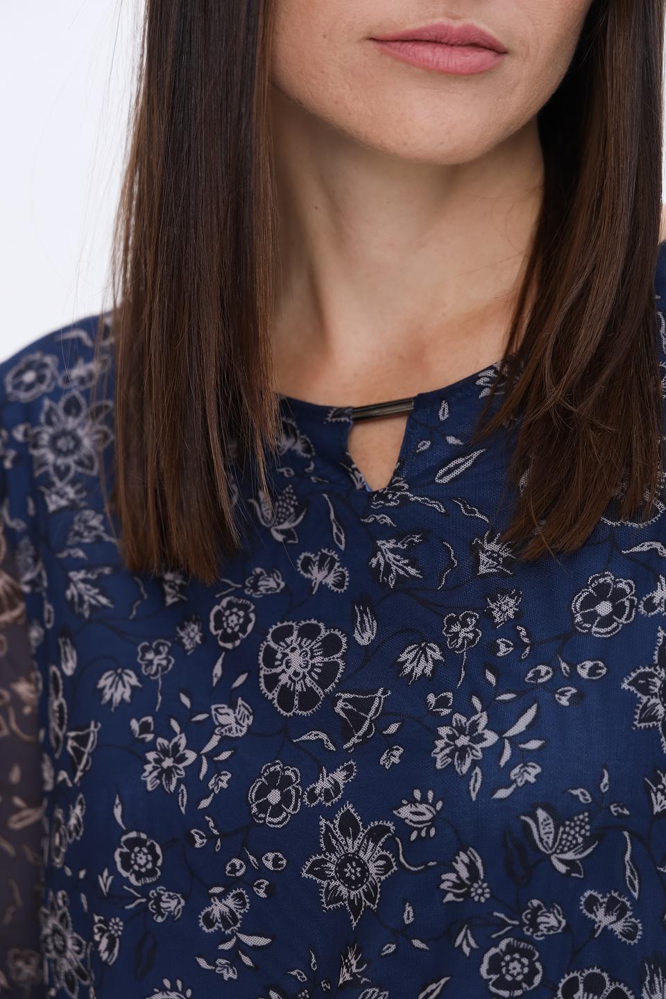 Блуза More and More с цветочным принтом