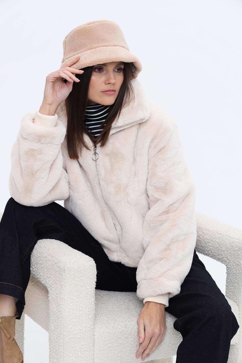 Шляпа Penny Black из искусственного меха бежевая