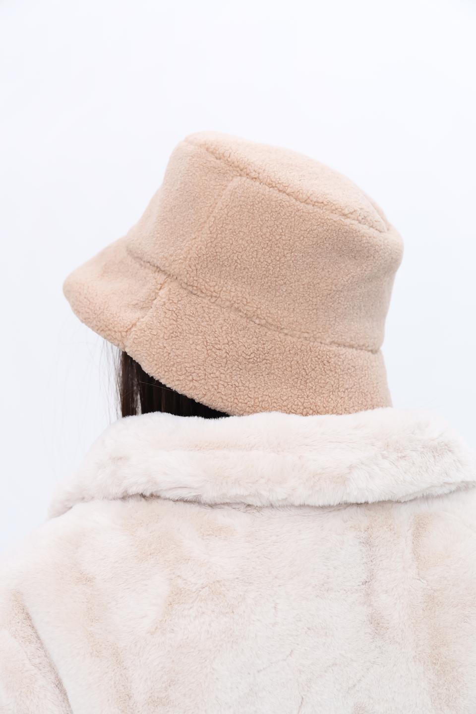 Шляпа Penny Black из искусственного меха бежевая