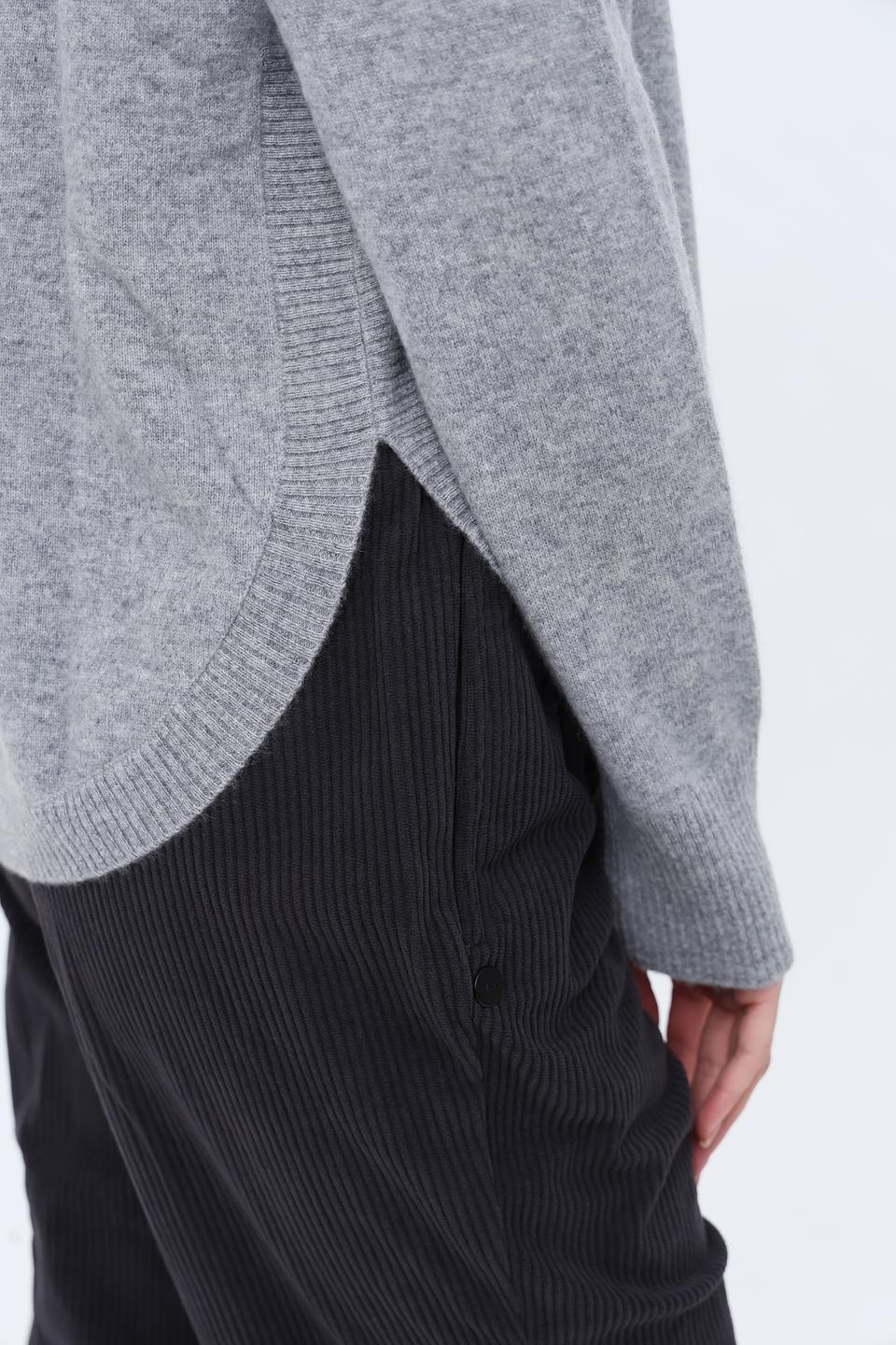 Пуловер Repeat кашемир серый