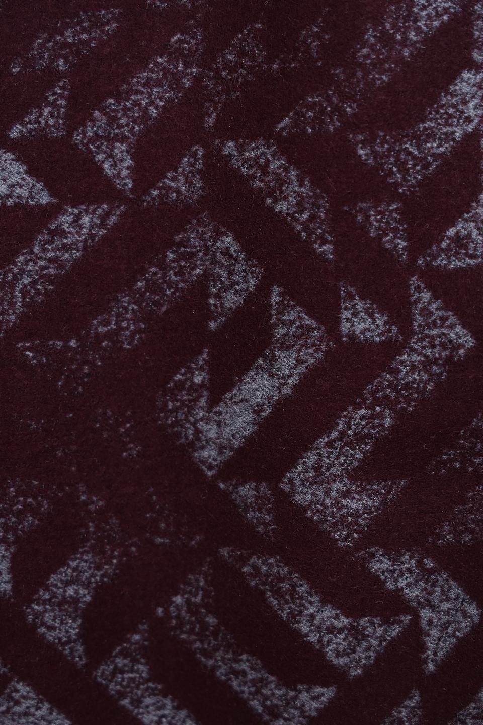 Шарф Bugatti ACC с геометрическим рисунком