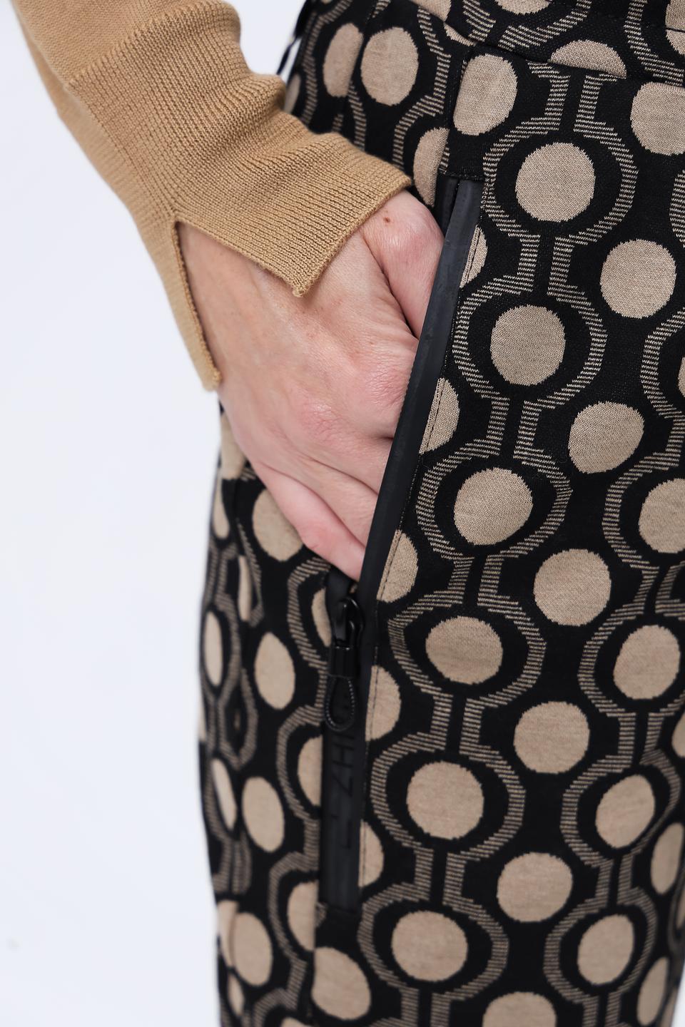 Брюки Zhrill приталенные в геом. принт