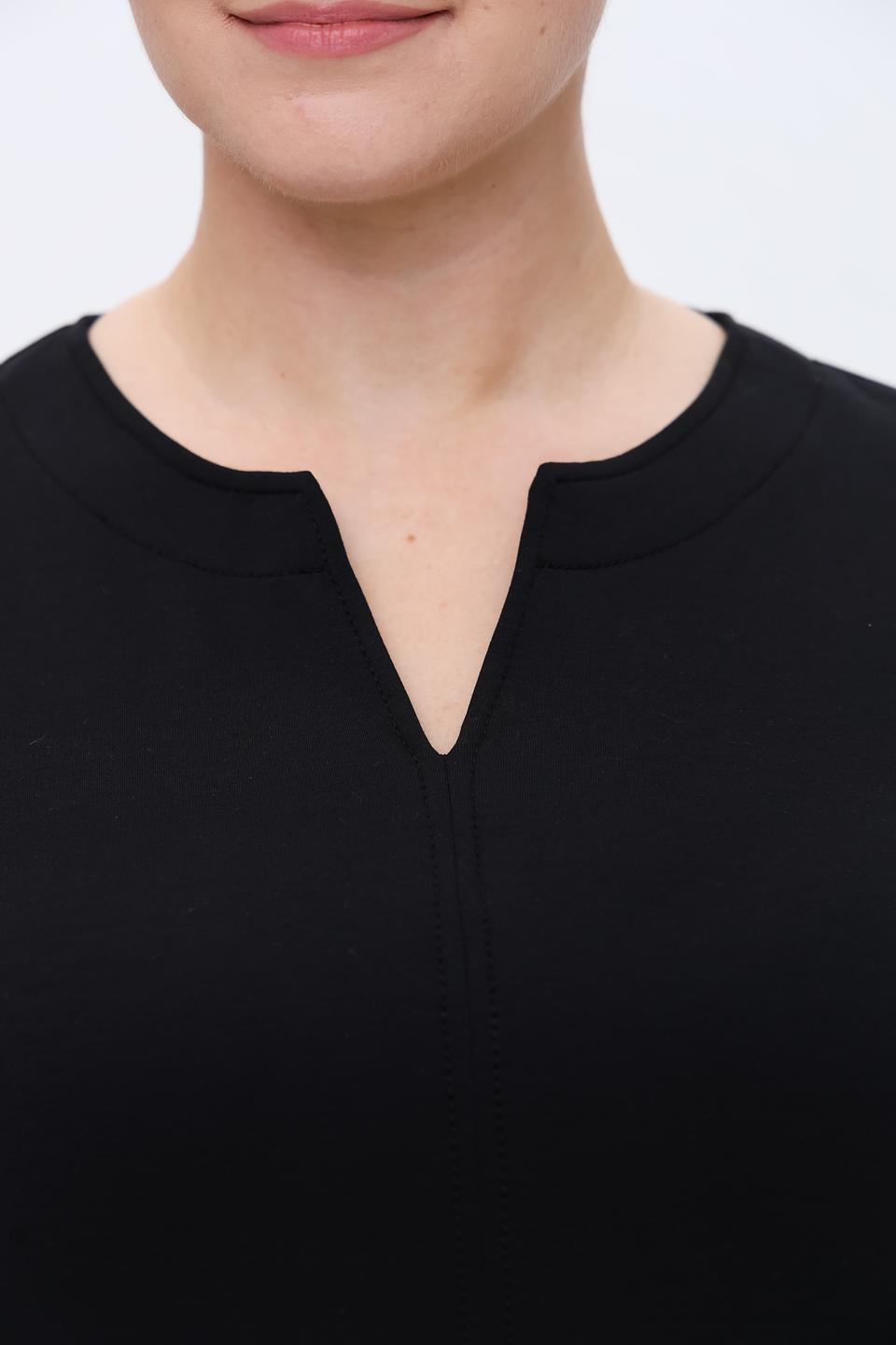 Платье Frank Walder чёрное с V-образным вырезом