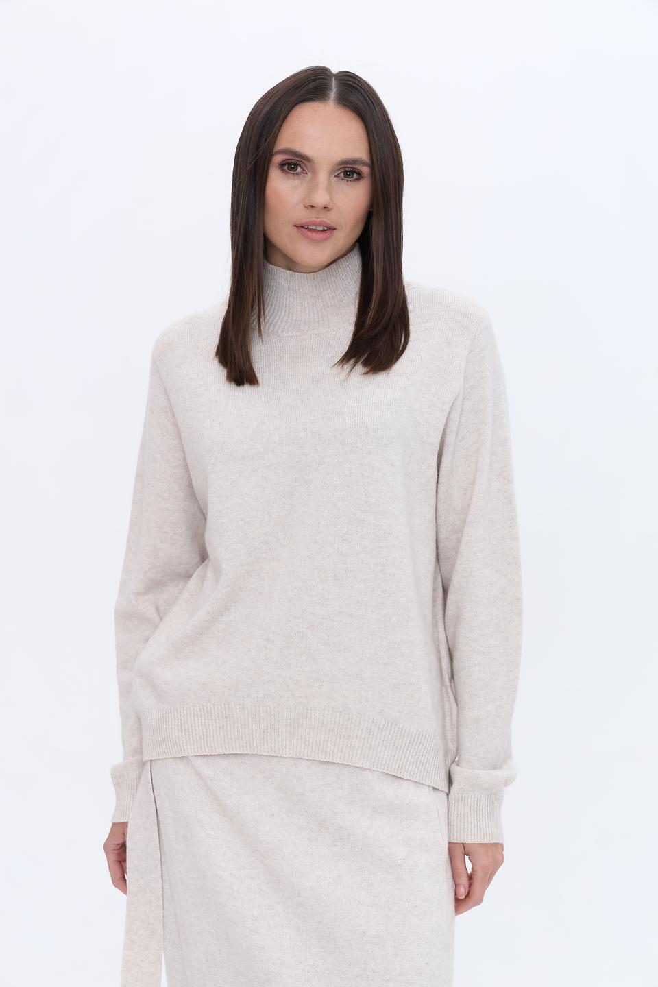 Пуловер Oui бежевый с горлом