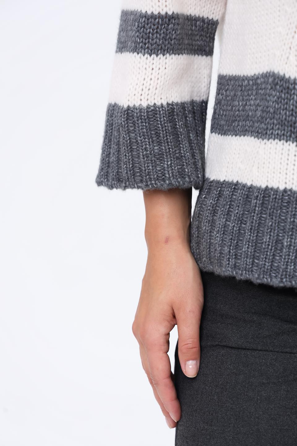 Пуловер Lecomte с полосками