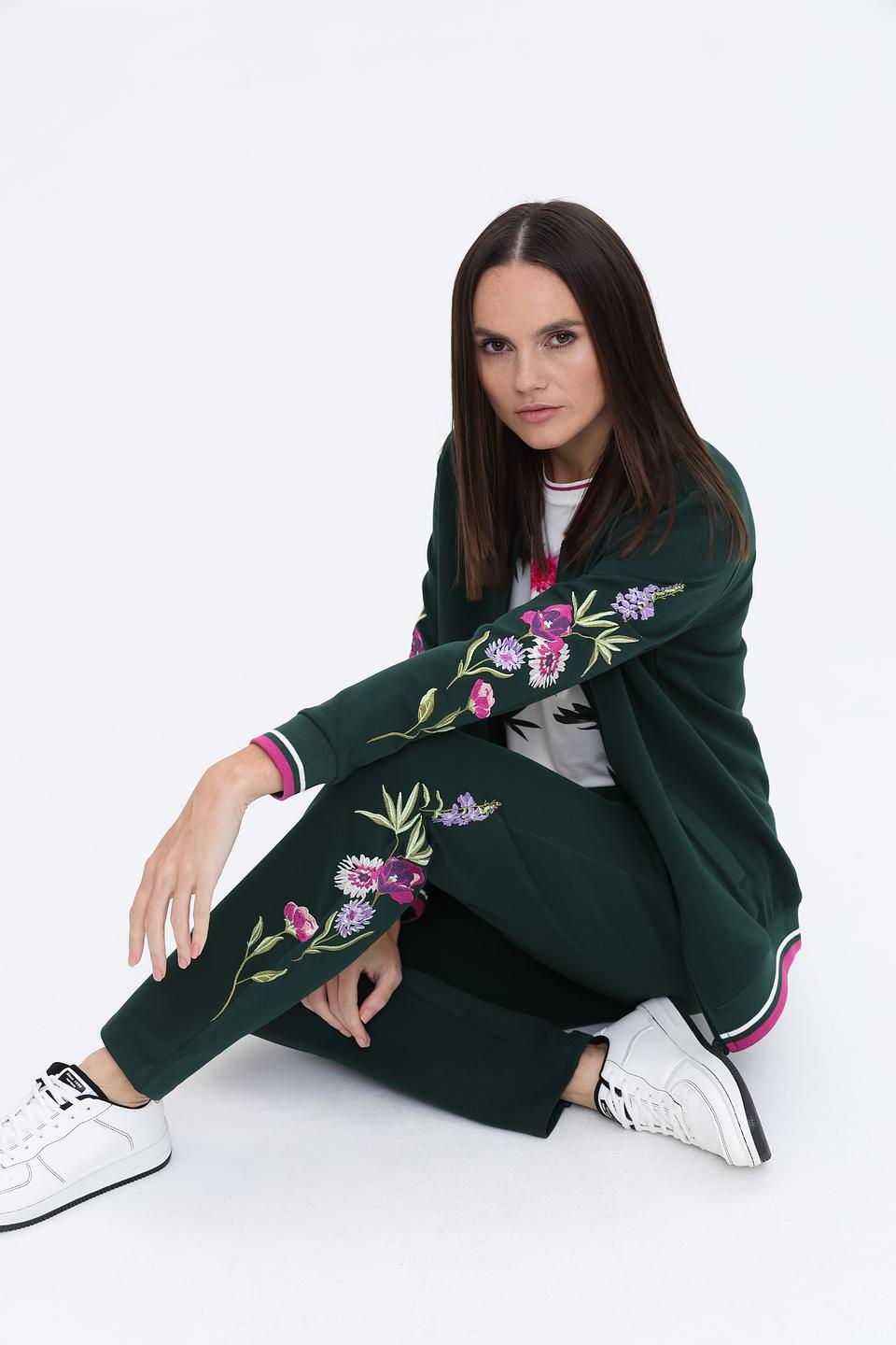 Толстовка Just Valeri с вышивкой