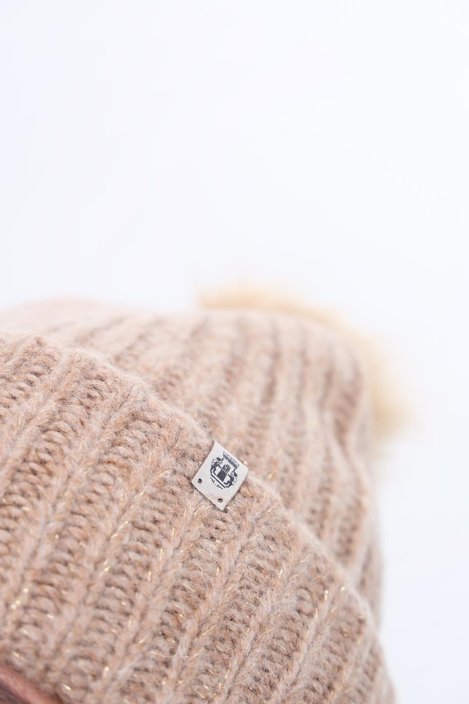 Шапка Roeckl с помпоном бежевая