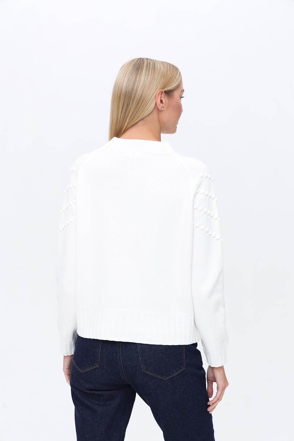 Пуловер More and More с декором белый