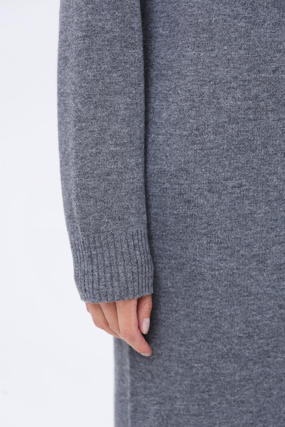 Платье Penny Black вязаное серое