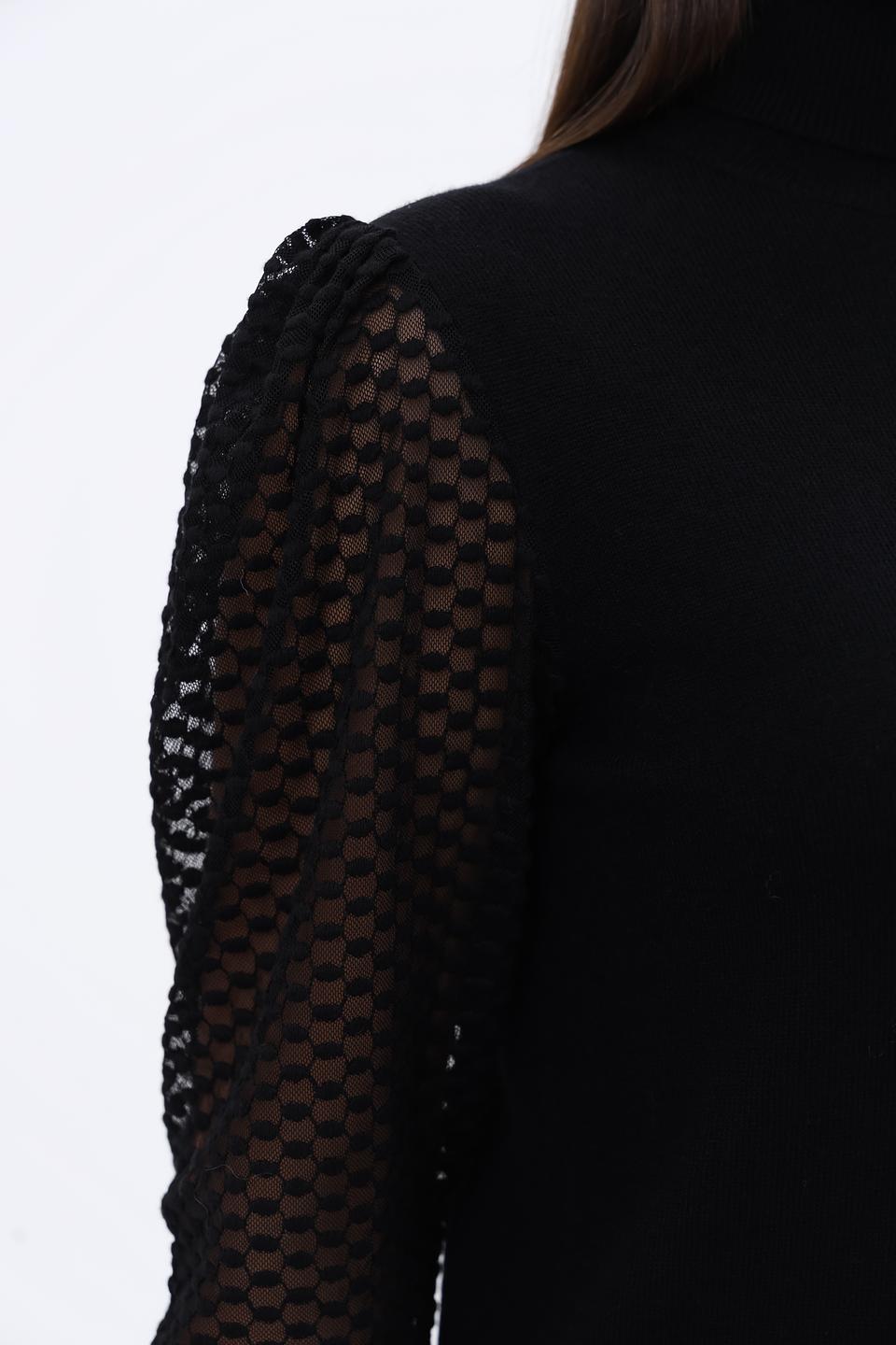 Водолазка Catnoir с сетчатыми рукавами