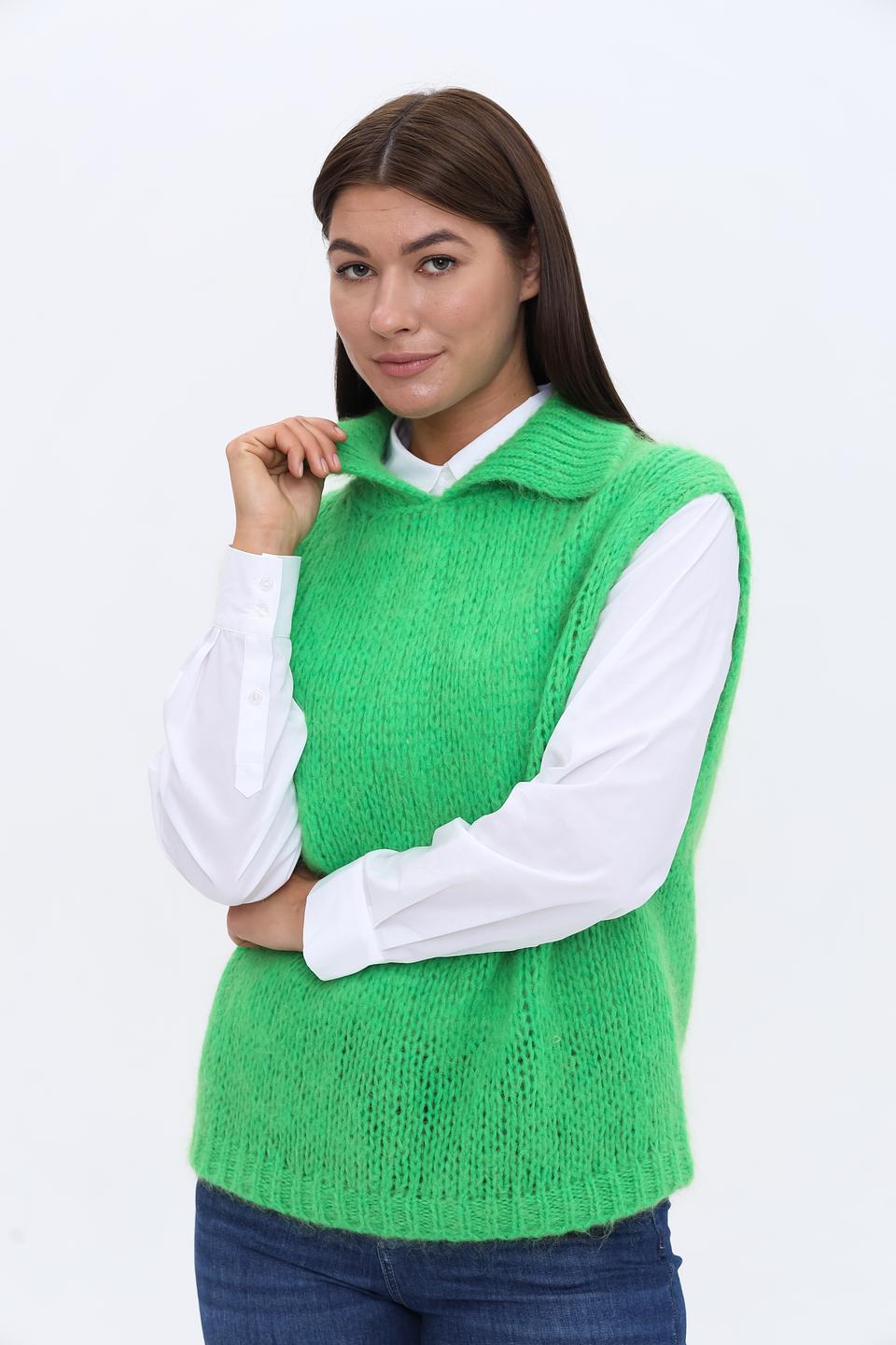 Жилет You Just White зелёный вязаный