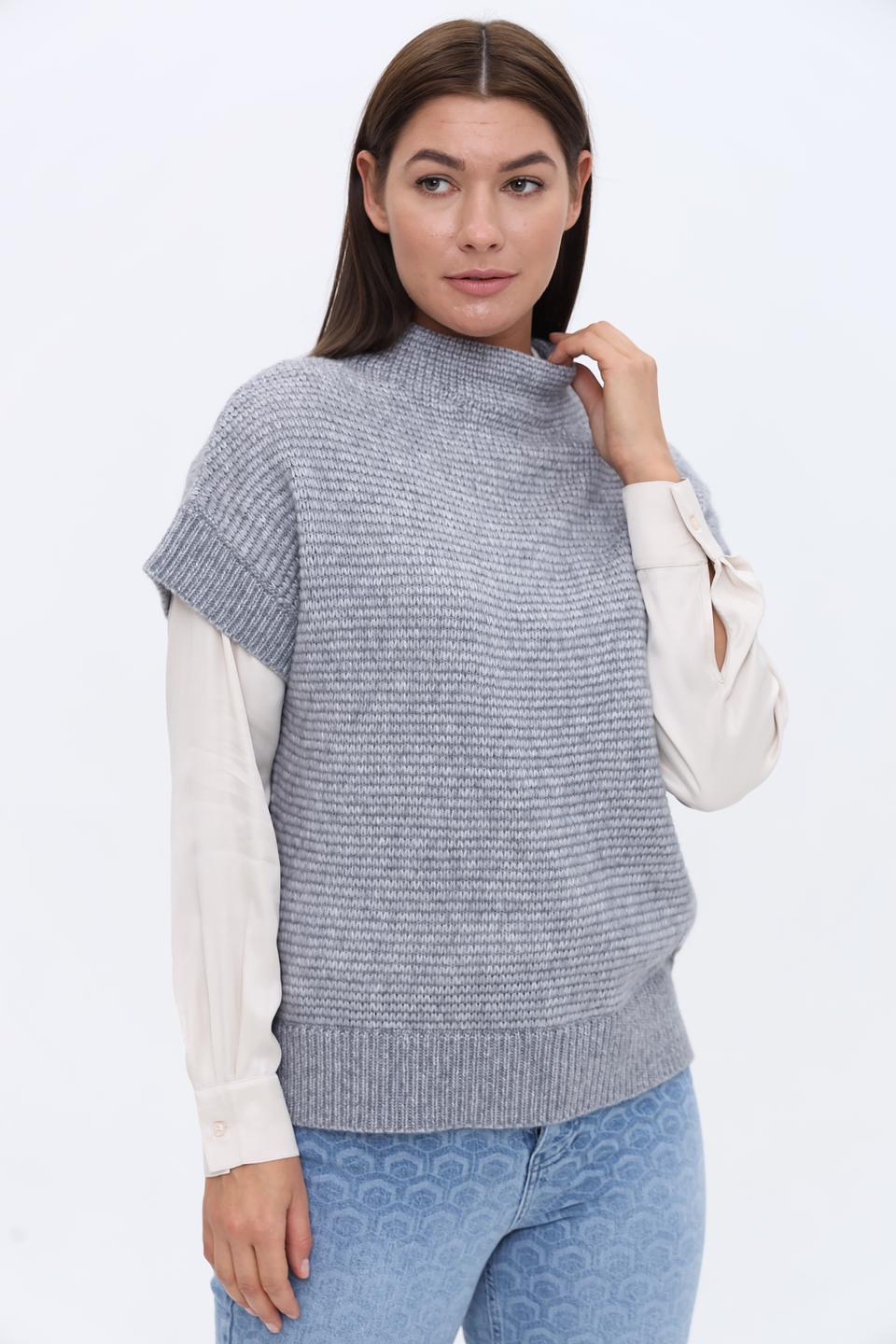 Жилет Lecomte вязаный серый