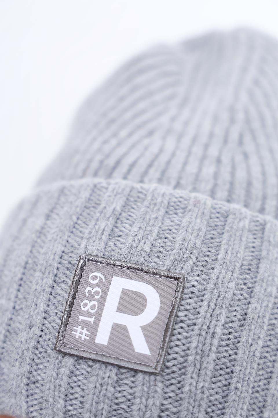 Шапка Roeckl серая с логотипом