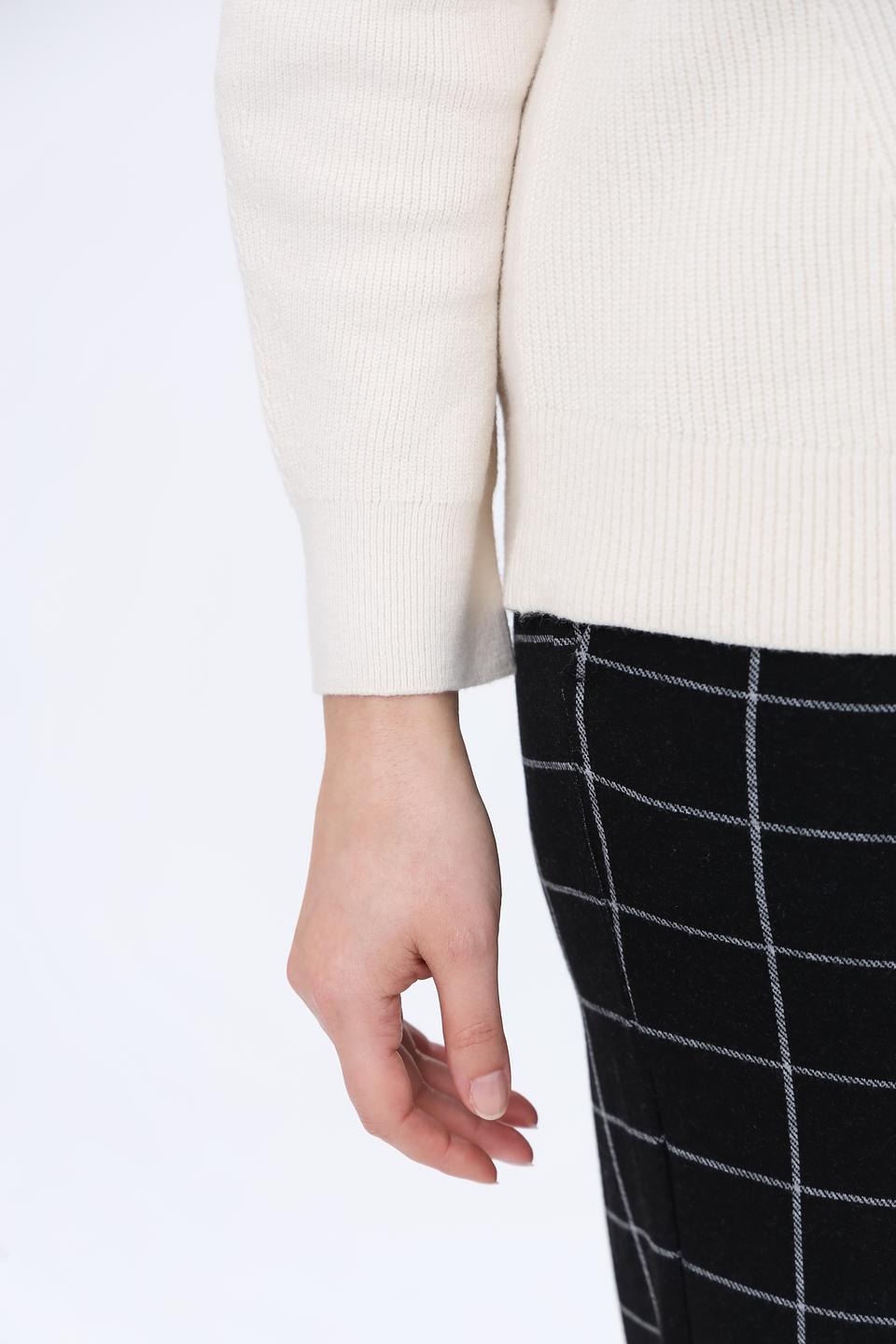 Пуловер Lecomte с молнией кремовый