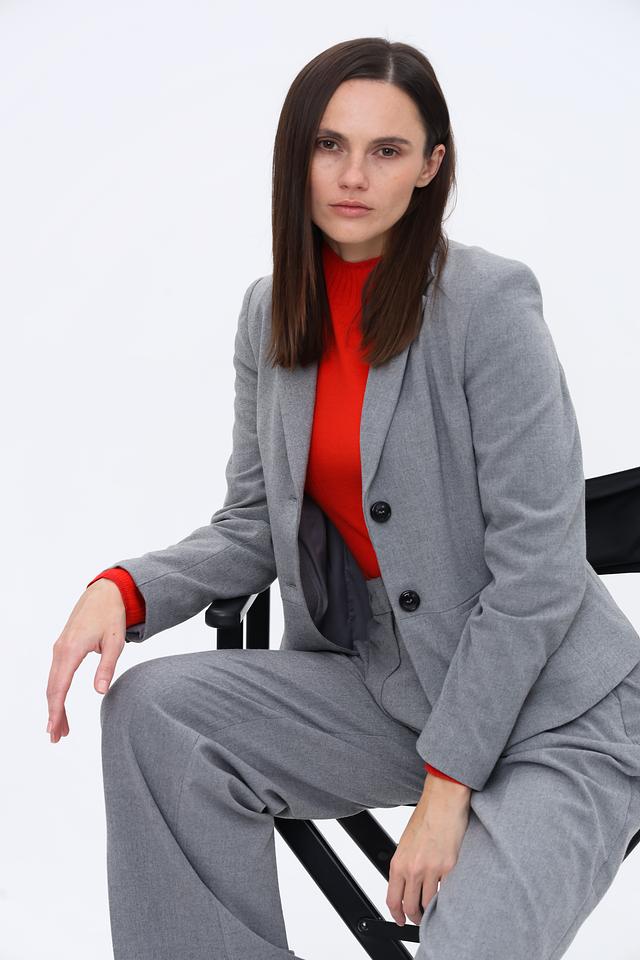 Жакет More and More серый приталенный