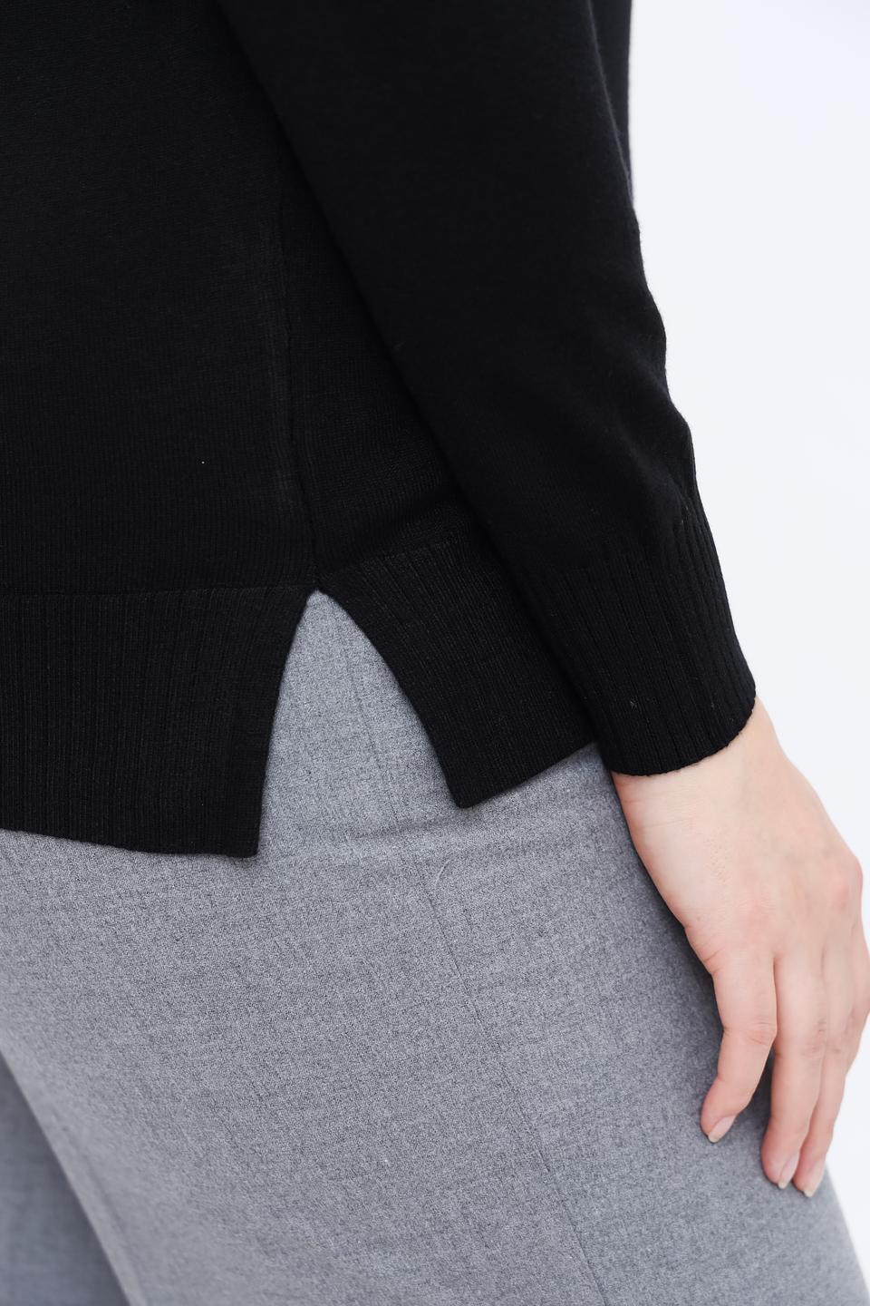 Пуловер Barbara Lebek с декором