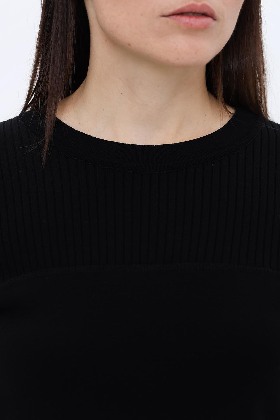 Платье Marc Cain чёрное приталенное