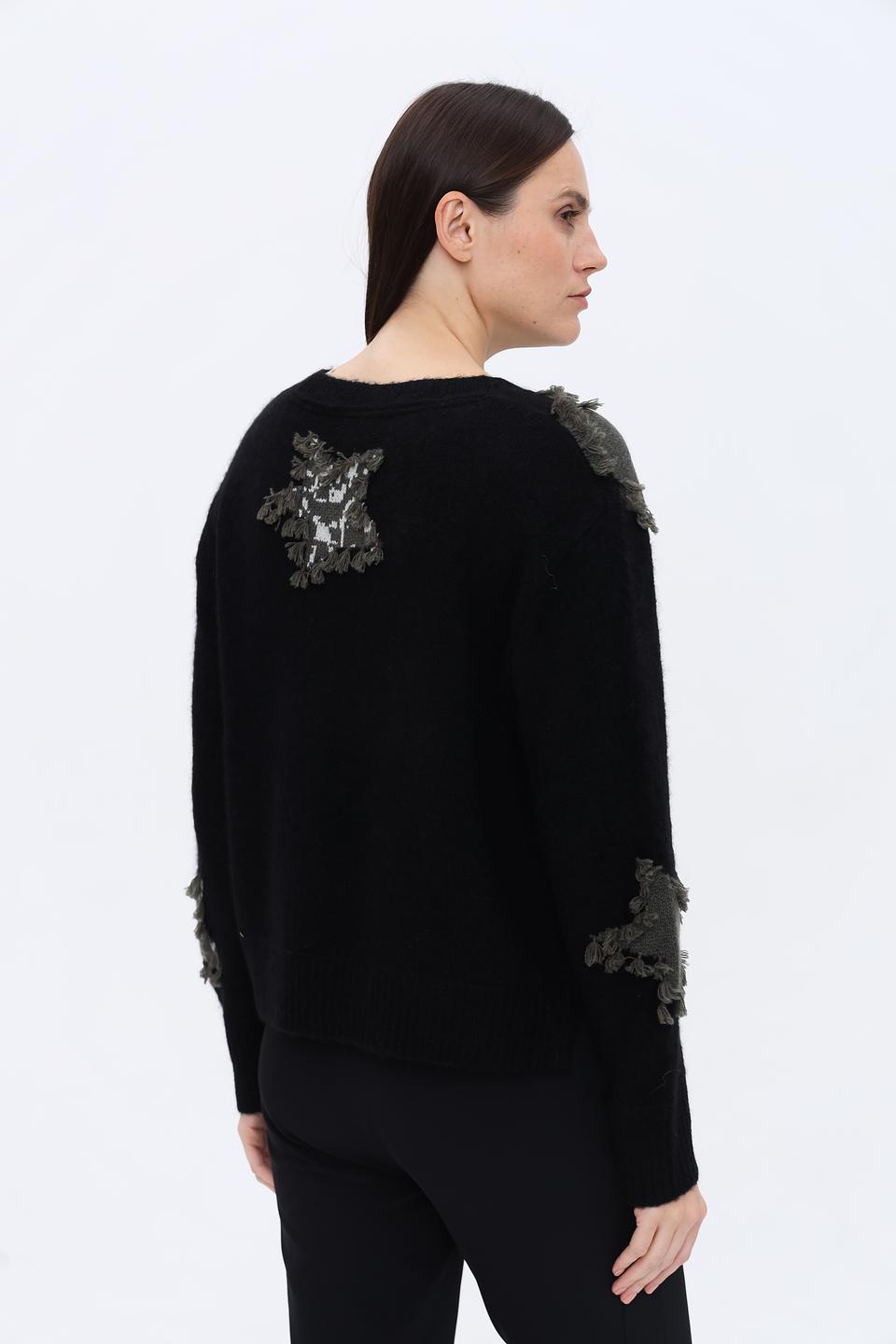 Пуловер Marc Cain с аппликацией чёрный