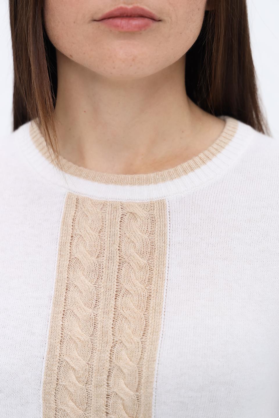 Пуловер Pezzo с косами белый