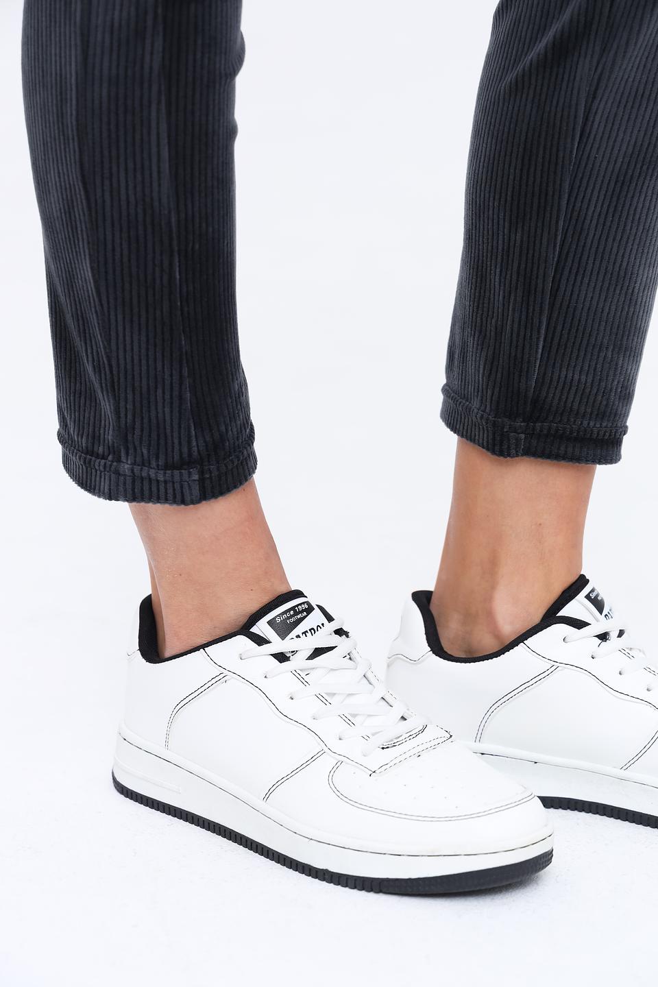 Брюки Zhrill вельветовые черные