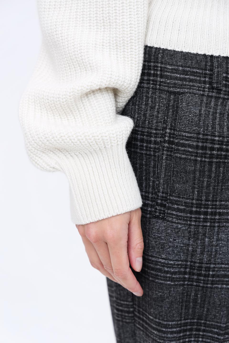 Джемпер Hugo жен. с молнией кремовый