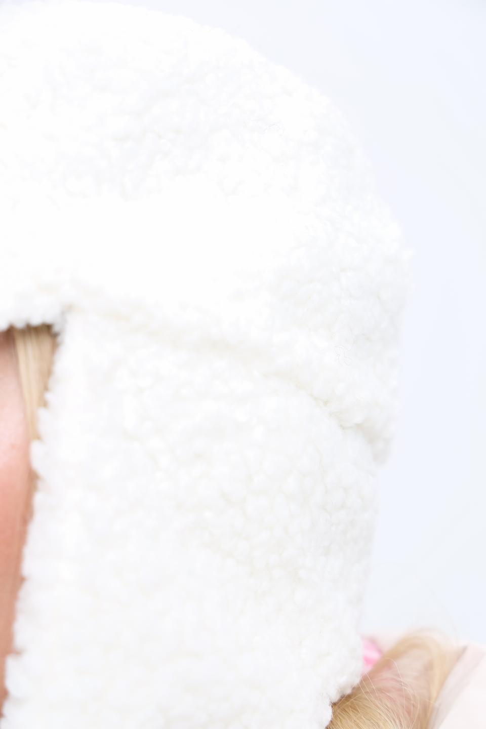 Шапка-ушанка Seeberger белая