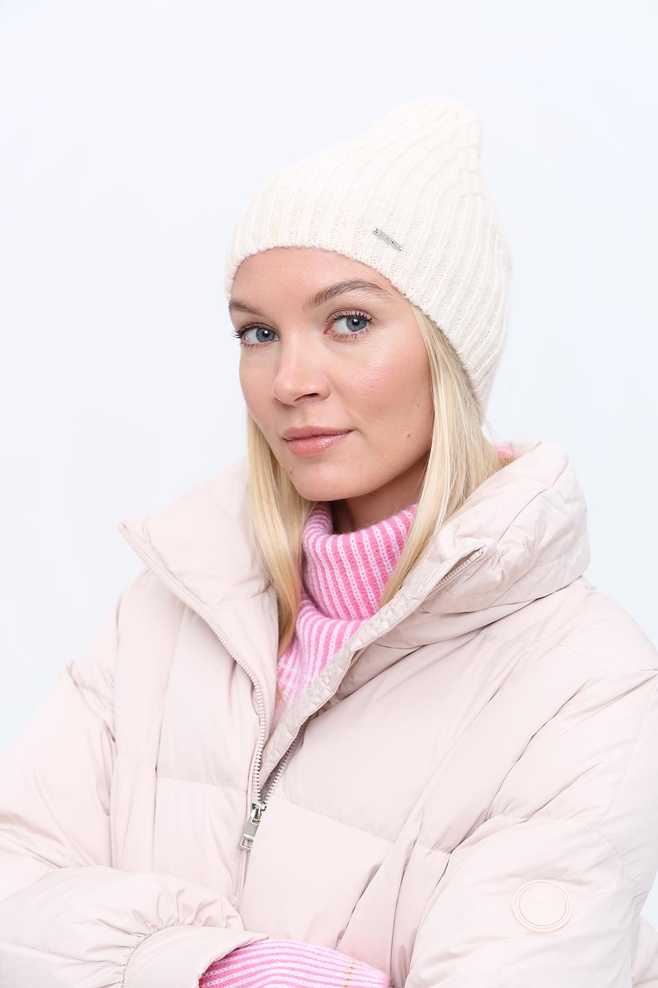 Шапка Marhatter вязаная бежевая